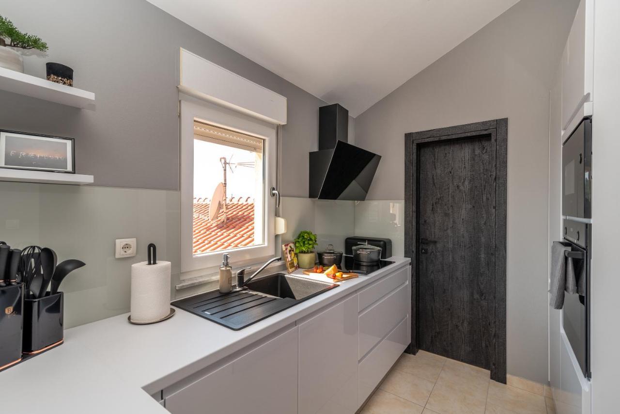 Apartment No. 8 Trogir Extérieur photo